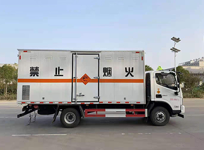 武宣爆破器材运输车