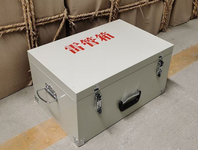 武宣如何正确使用爆破物品存放柜炸药箱等？