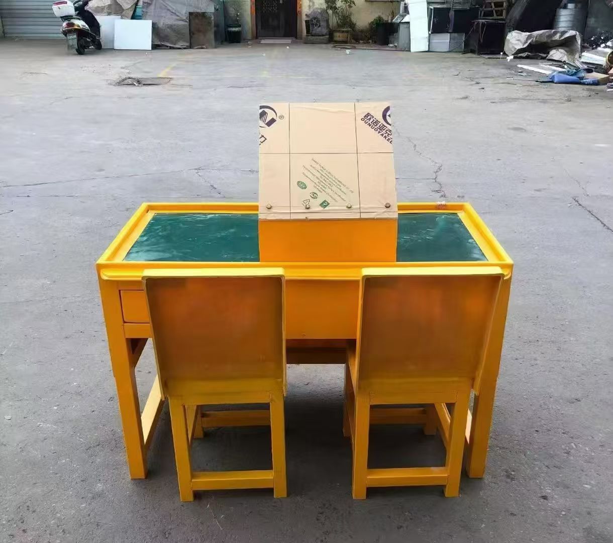 武宣防静电导通桌井下煤矿火工品发放桌：危险品流转的安全守护者
